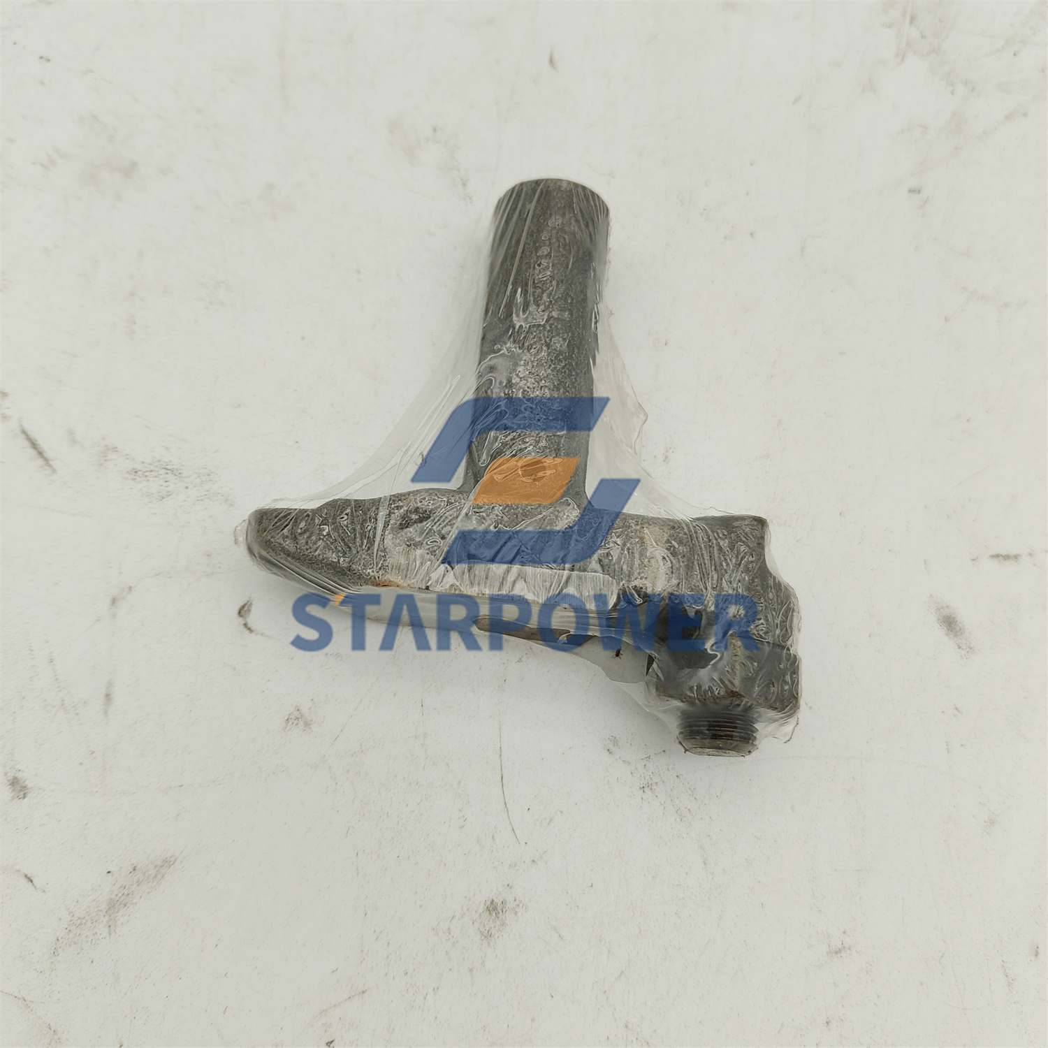 6150-42-5600 カバー、ロッカーアームハウジング コマツ純正部品