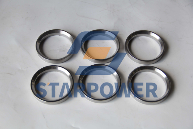 6240-11-1321 コマツ インサート、エキゾーストバルブ