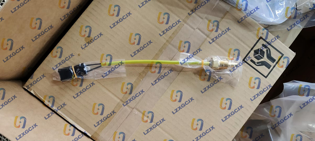 7861-92-3380 SENSOR センサー S6D102E-1;SA6D102E-1;SAA4D102E-2;4D102E-1;S4D102E-1 PC128US-1;PC200-6 WA200-3;WA250PT-3;WA250L-3;WA250-3;WA320-5