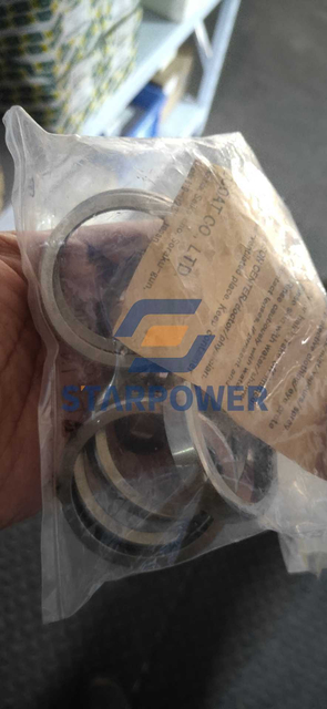 6217-11-1321 コマツ インサート、エキゾーストバルブ