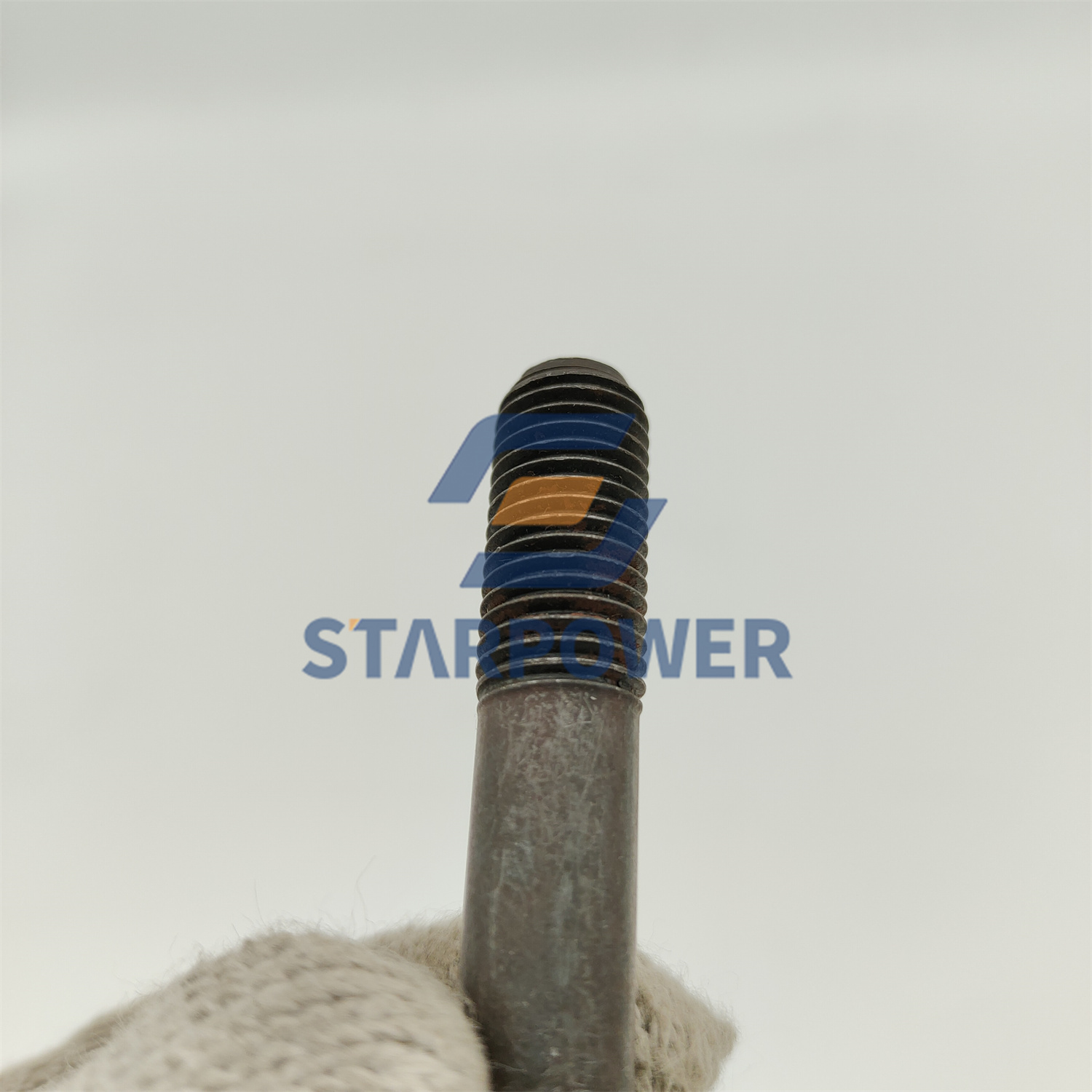 01050-61045 コマツエムボルト