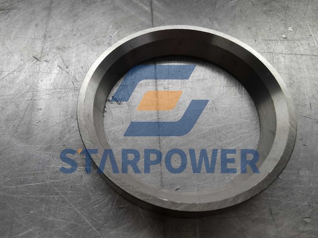 6162-15-1370 コマツ インテークバルブ