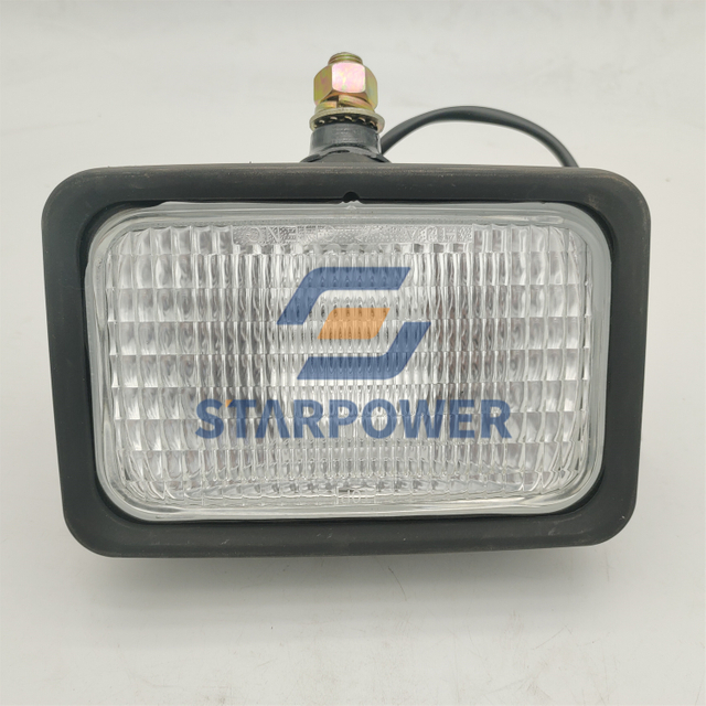 20Y-06-D1870 コマツランプ